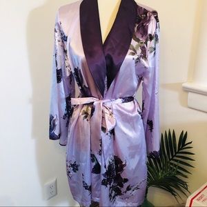 Jones New York purple floral robe L XL
